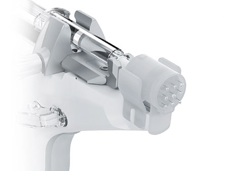 9本針で均一に薬剤を注入